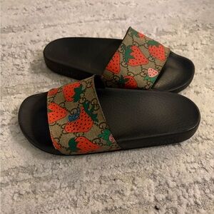 Gucci Slides
